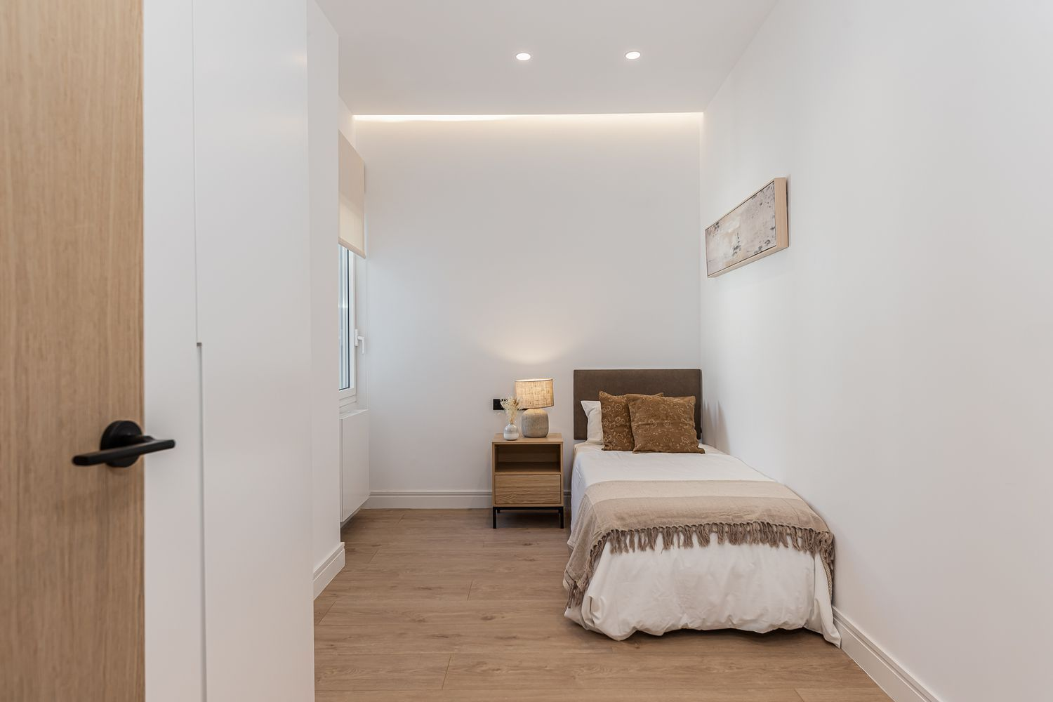 A bright and peaceful penthouse moments from Retiro Park