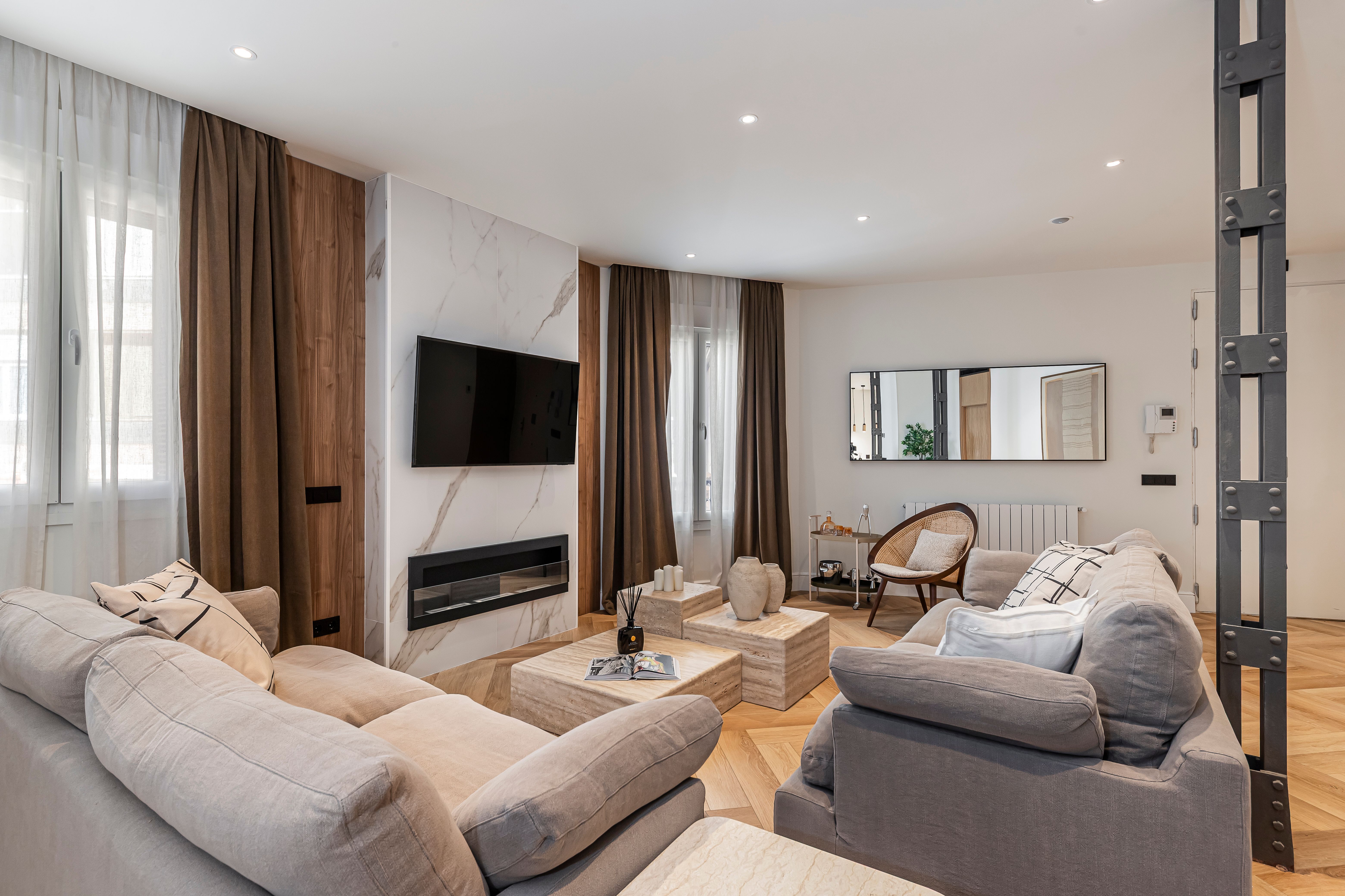 Luz en cuatro orientaciones y terraza privada en Lista