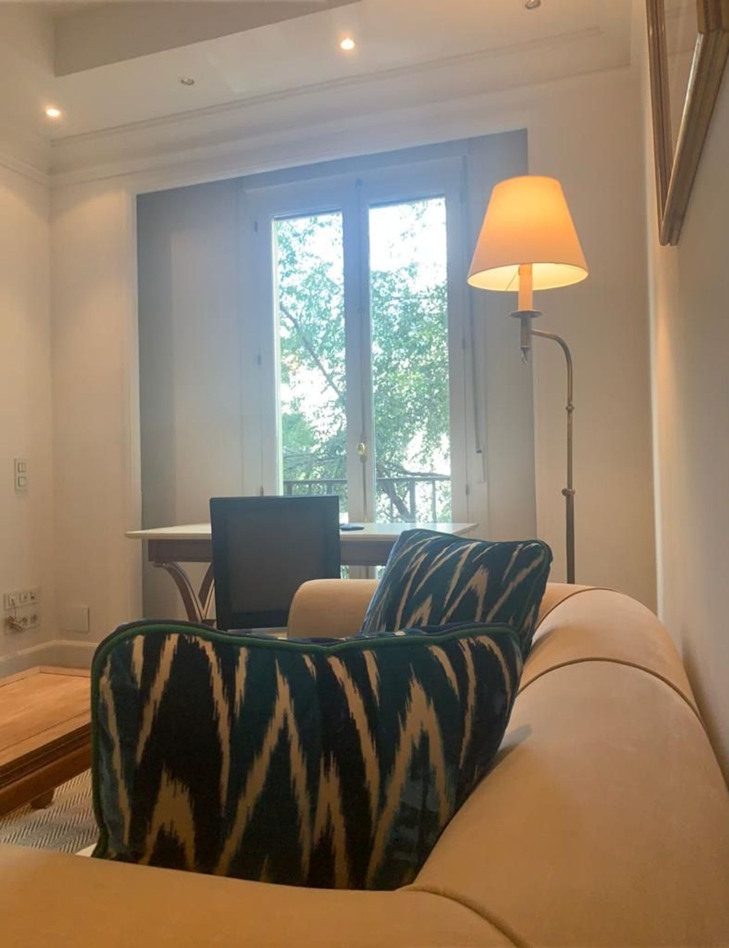 A timeless residence with refined city energy in the heart of Recoletos