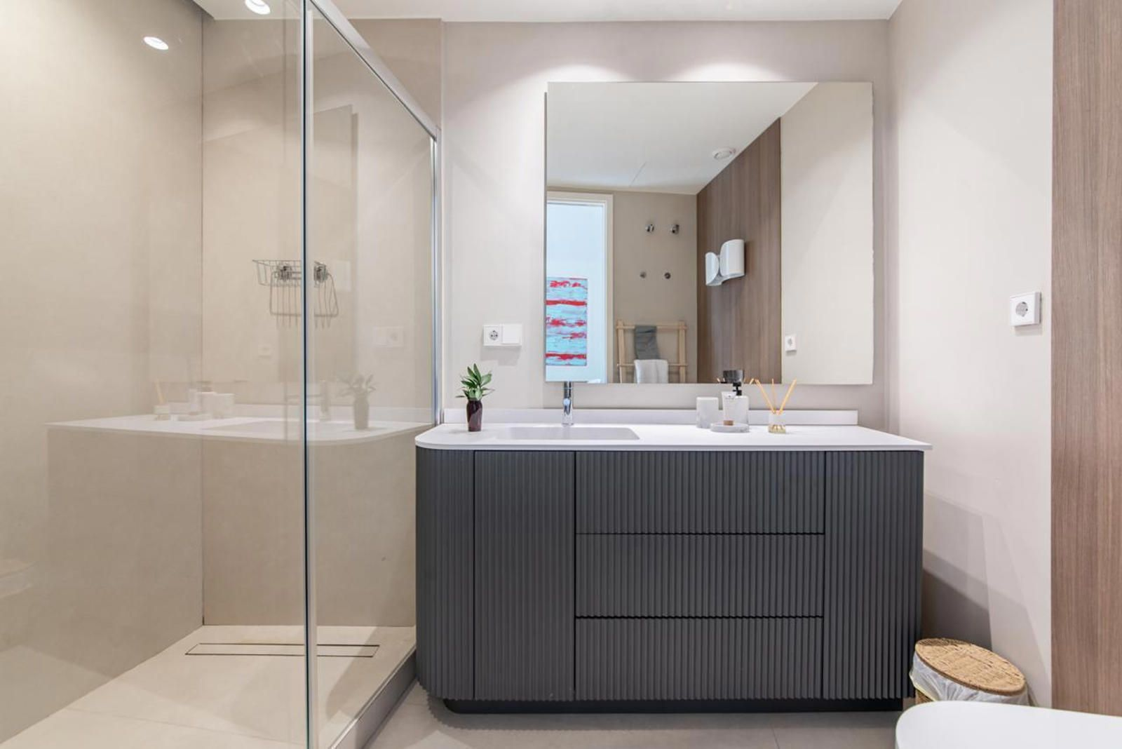 Seven balconies and timeless architecture in the elegant heart of Almagro
