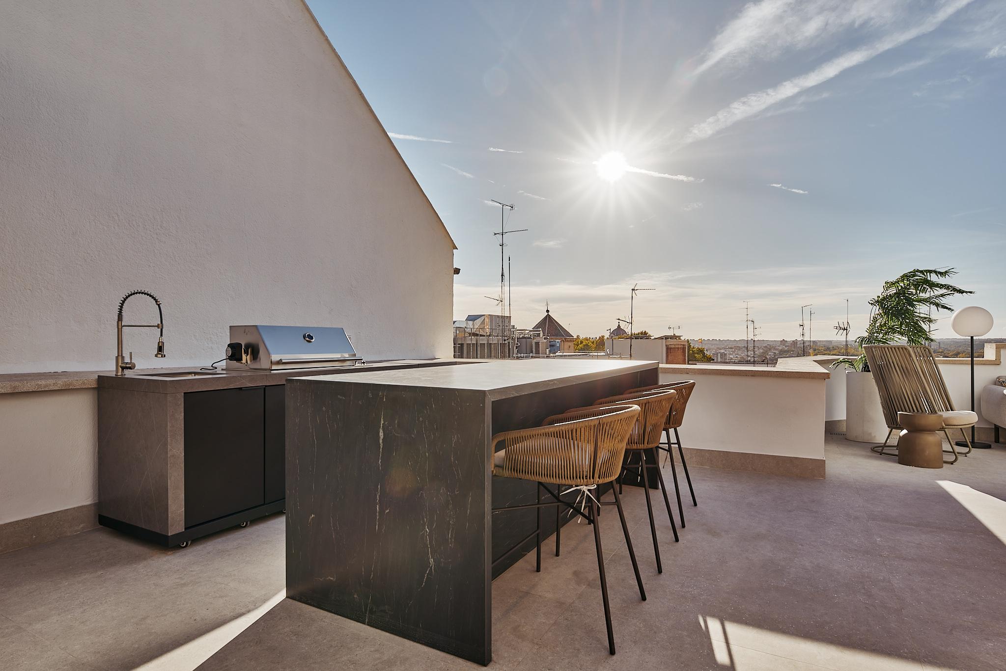 Luxury penthouse in Madrid City Centre with a 301 sqm private terrace