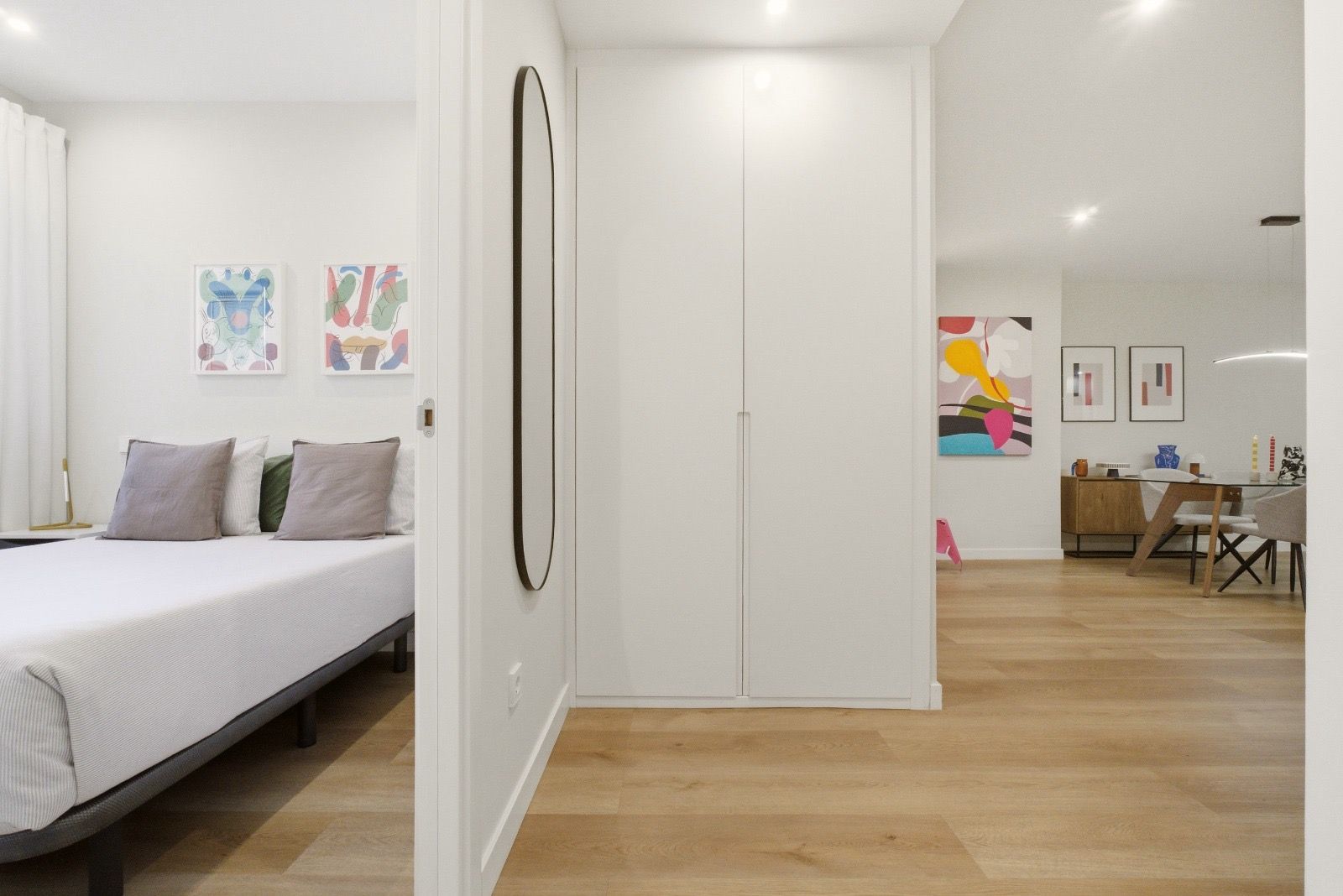 Vibrant city living moments from Gran Vía