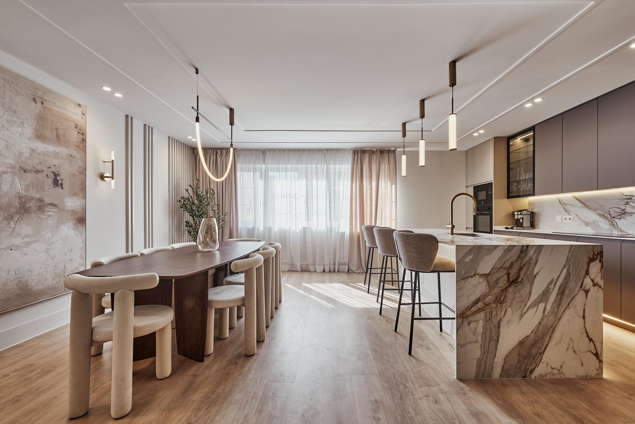 Amplitud residencial y garaje en Castellana