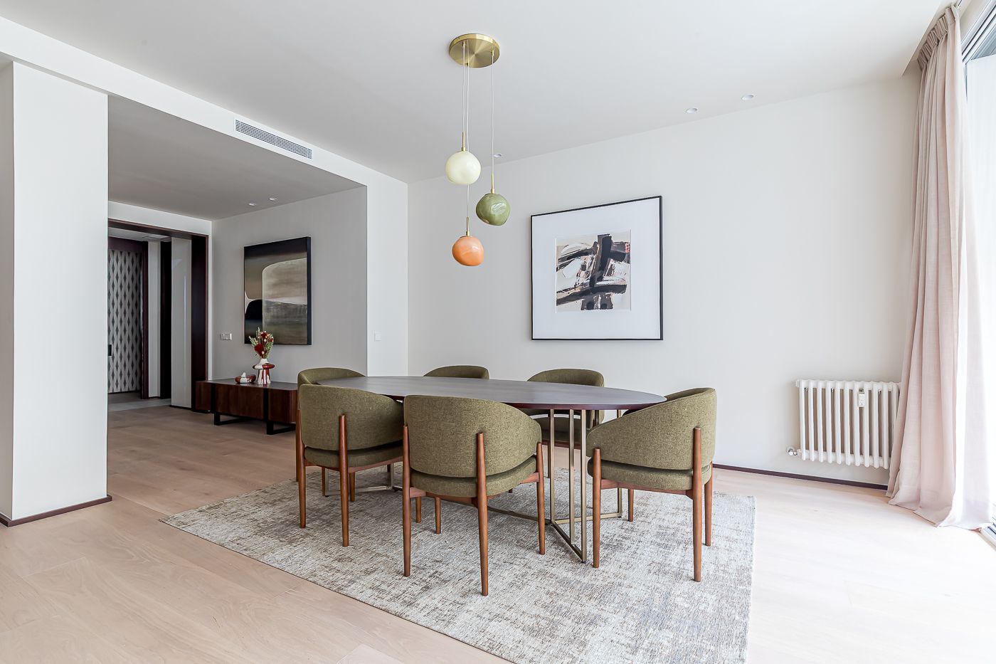 Four-bedroom living in the heart of prestigious Recoletos
