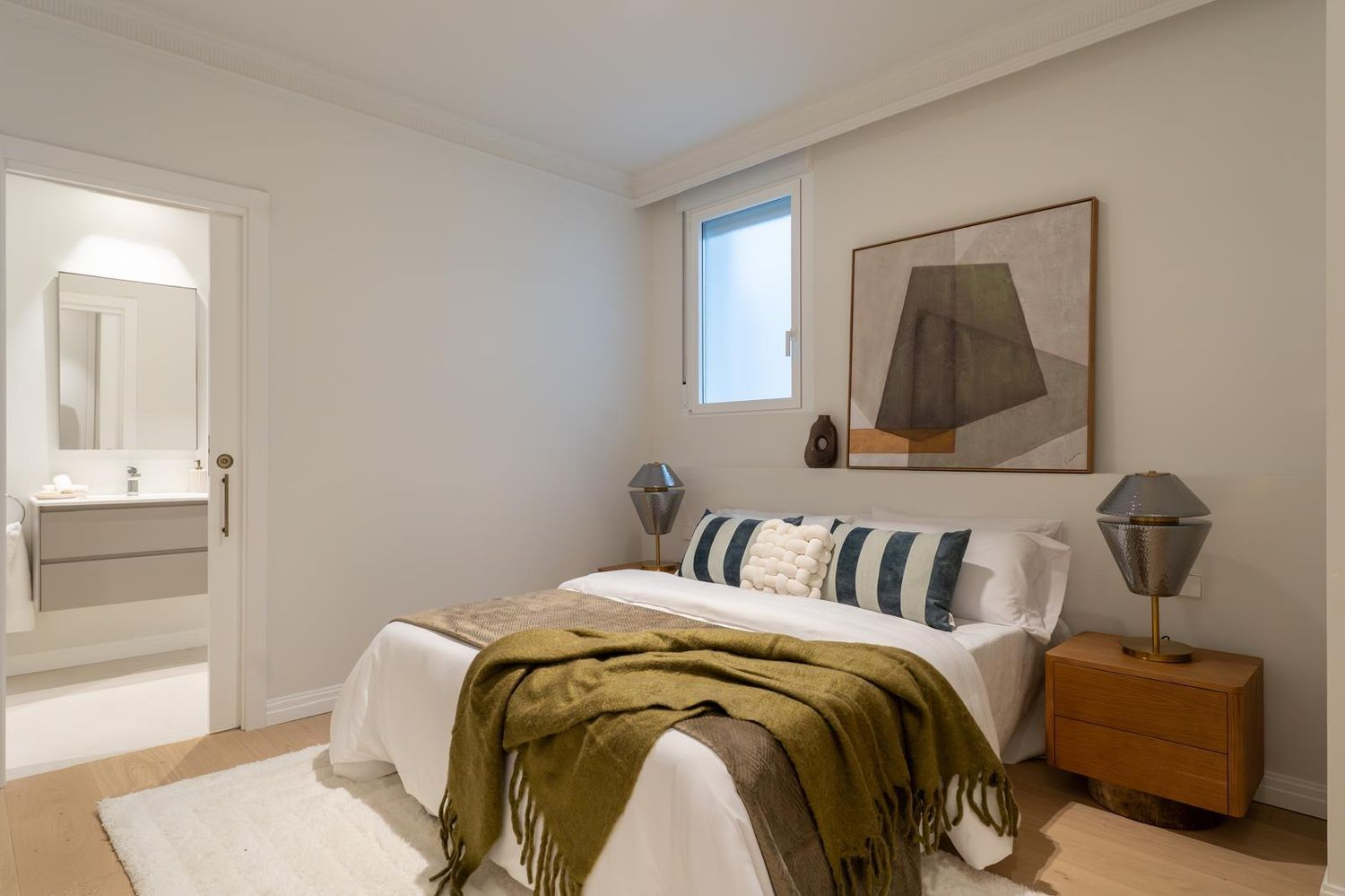 A warm contemporary renovation in the elegant heart of Almagro