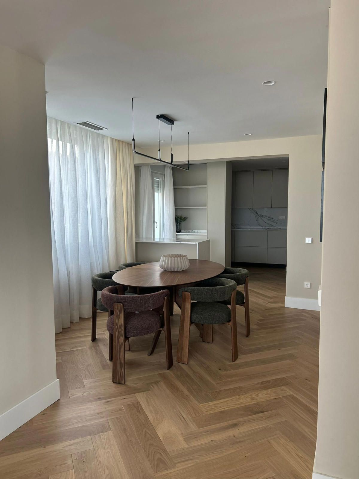 Elevated living, natural light and contemporary design in the heart of Goya
