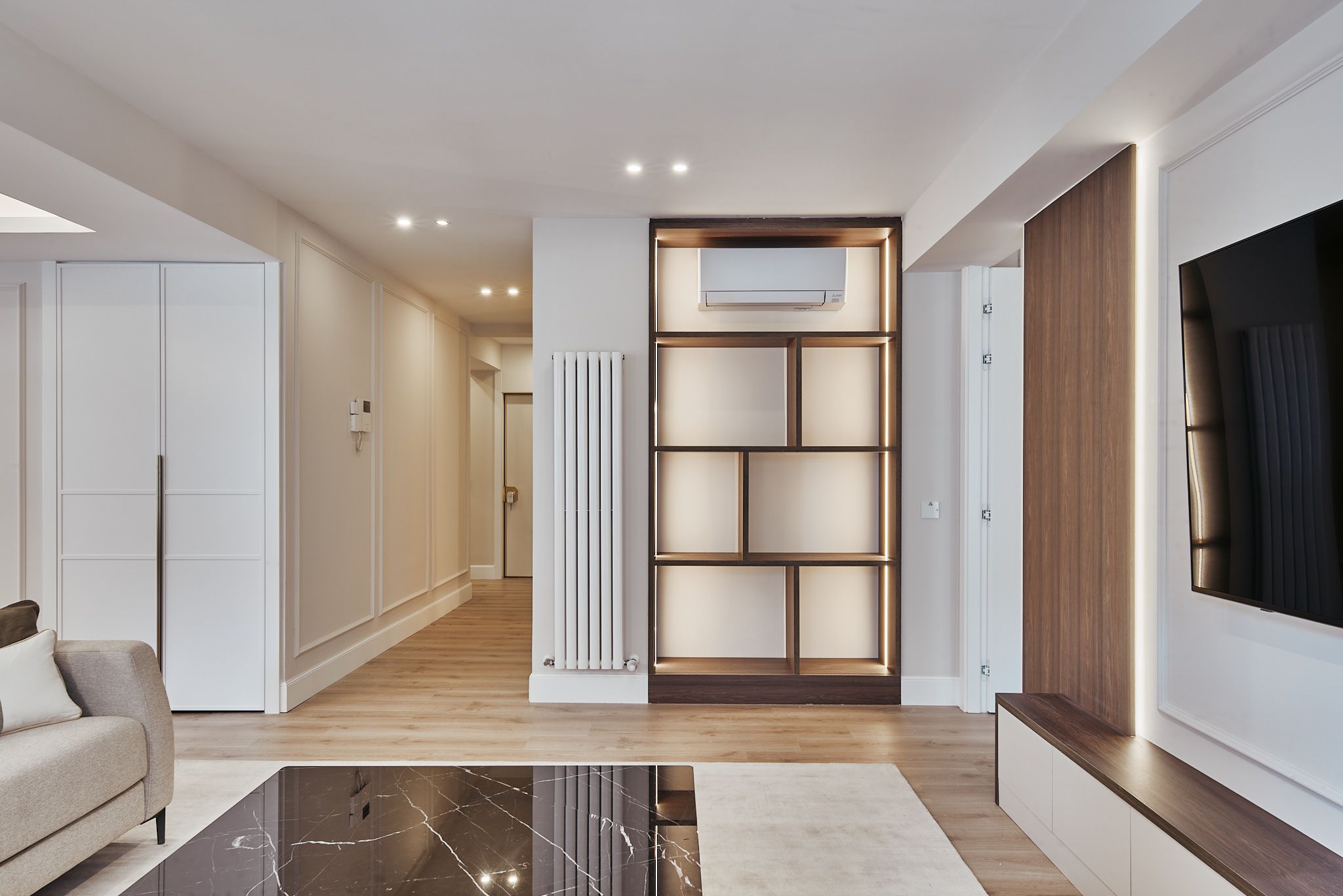 Salón amplio, domótica y confort en Goya