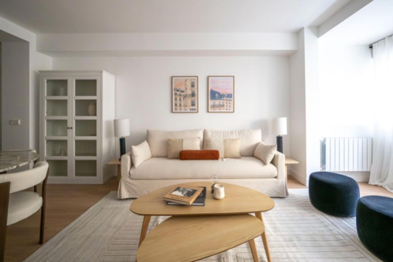 Renovated apartment in Cuatro Caminos with three bedrooms and premium finishes