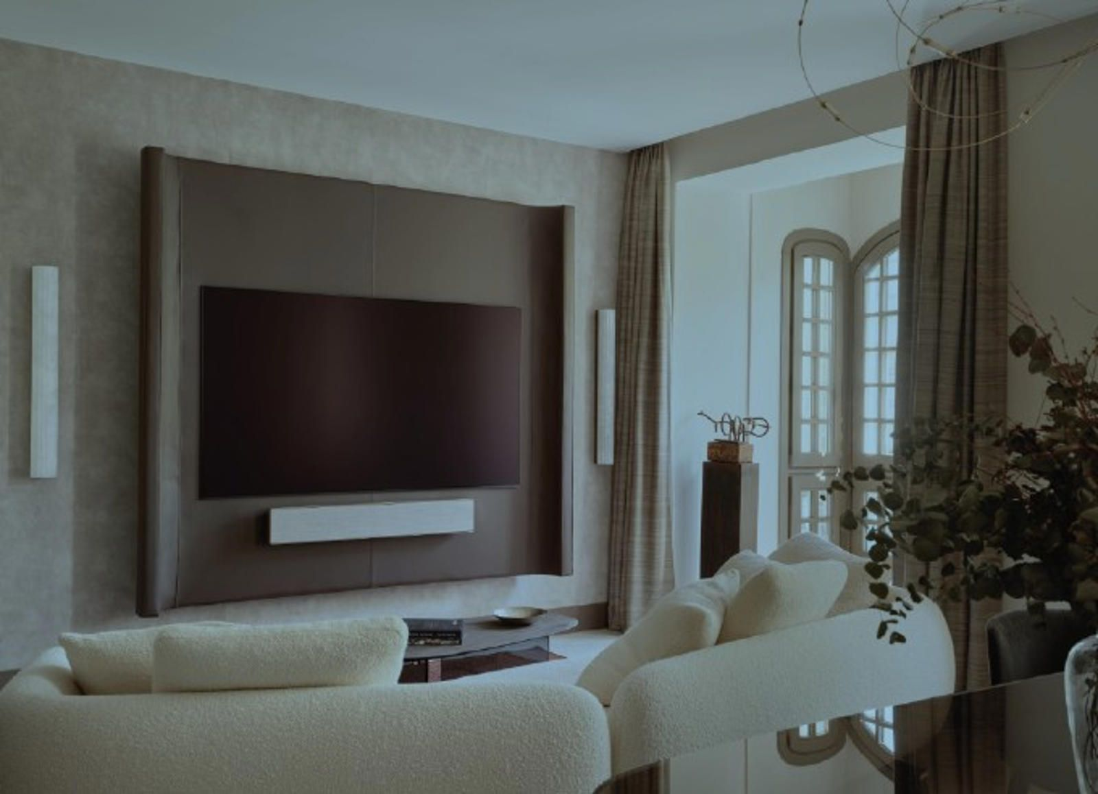 Balconies, bay windows and a refined way to experience Almagro living