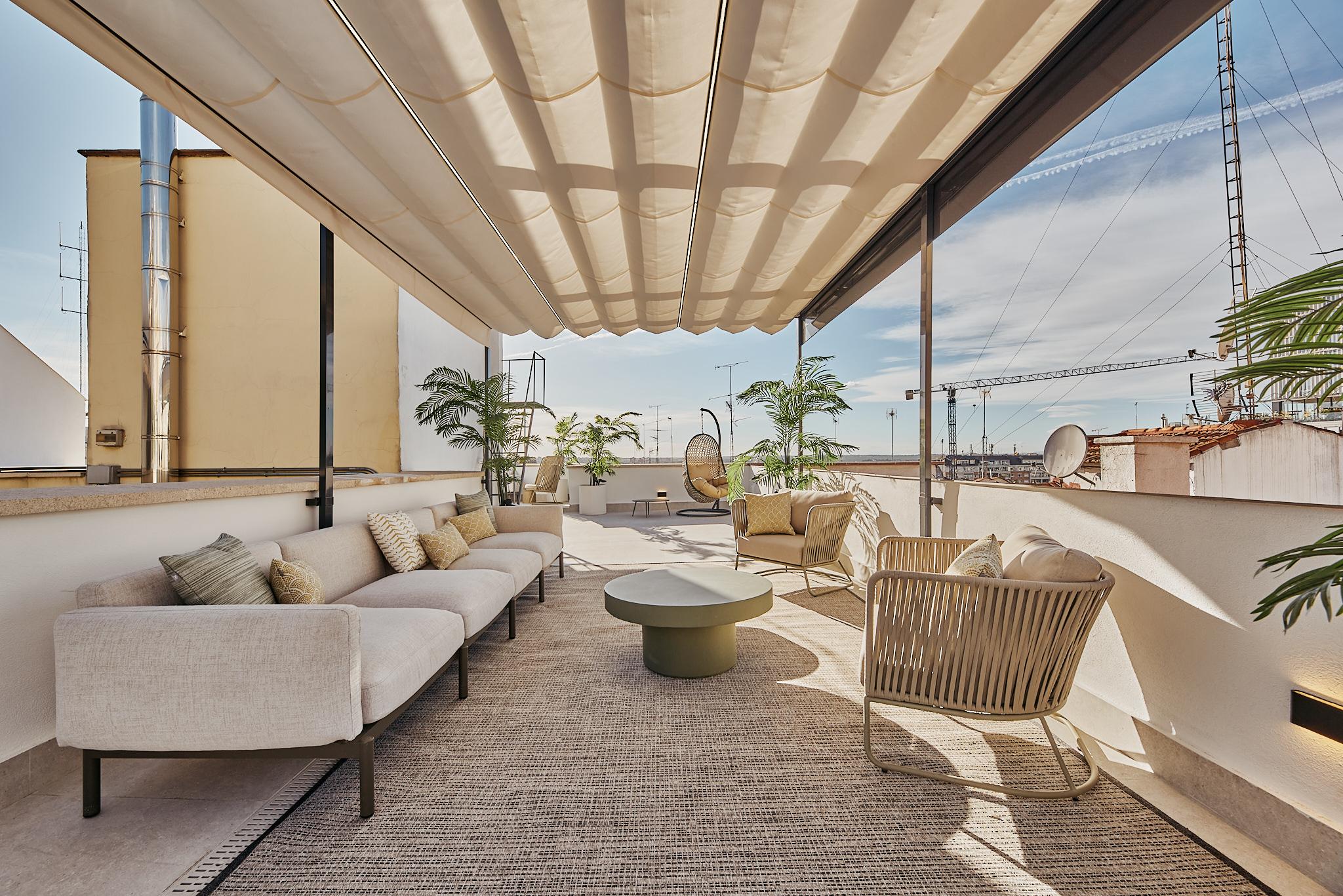 Luxury penthouse in Madrid City Centre with a 301 sqm private terrace