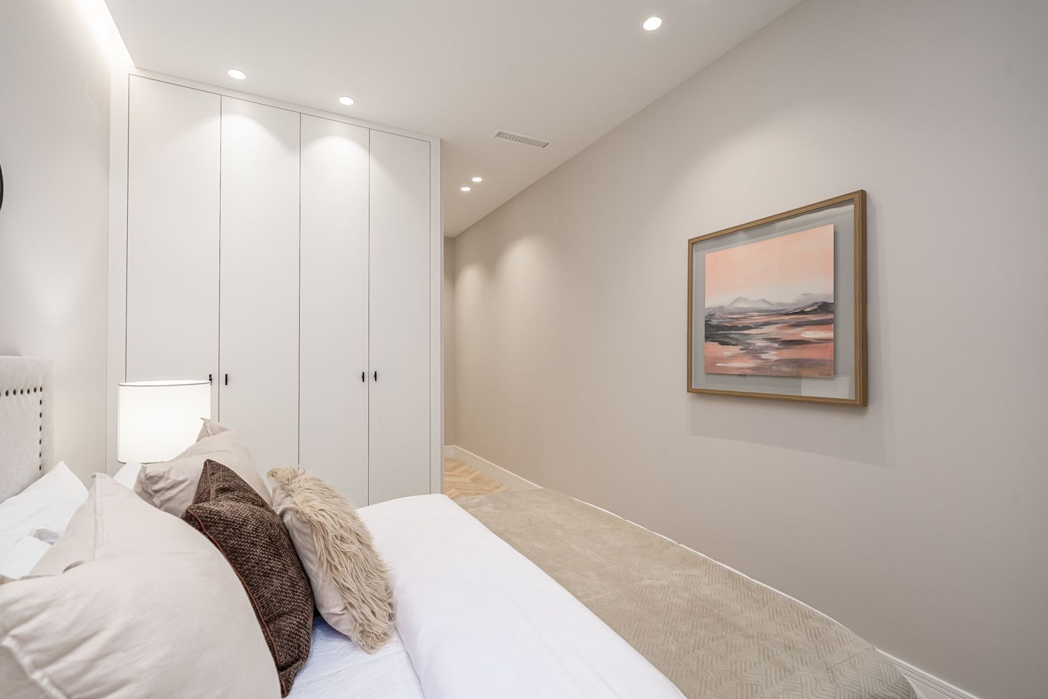 Private parking, comfort and refined living in one of Madrid’s finest areas