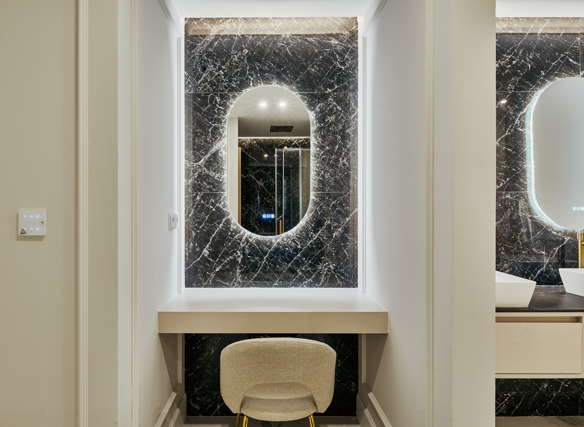 Salón amplio, domótica y confort en Goya