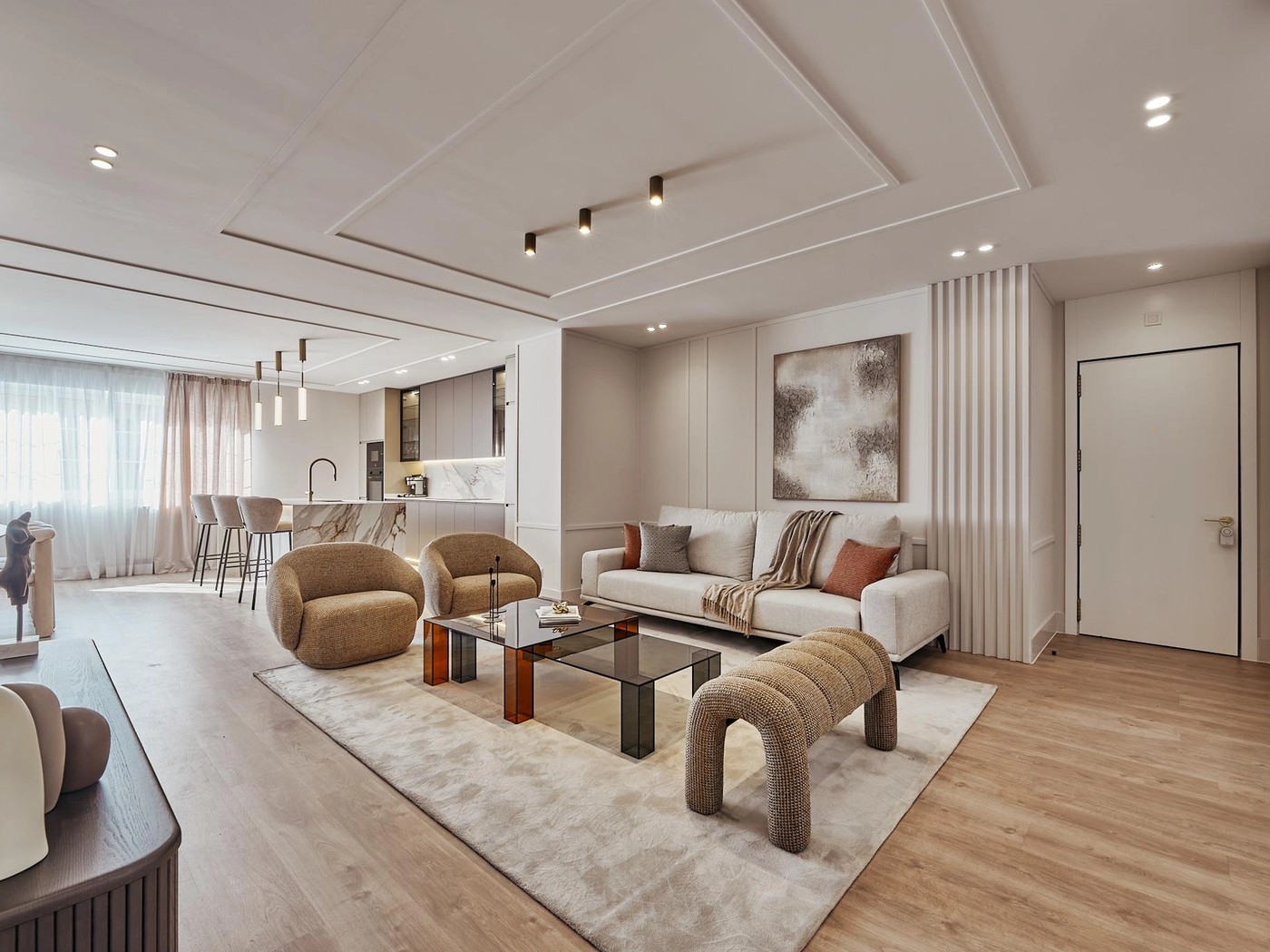 Amplitud residencial y garaje en Castellana