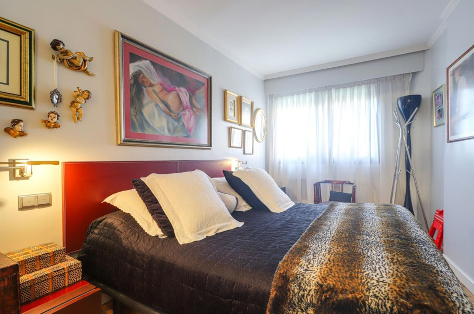 A home designed for natural light, comfort and peaceful living in Estrella