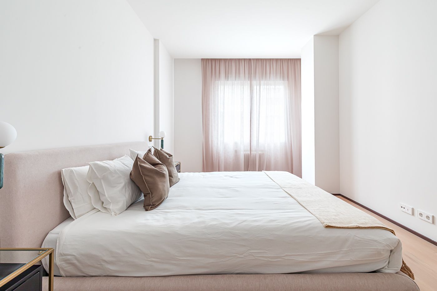 Four-bedroom living in the heart of prestigious Recoletos