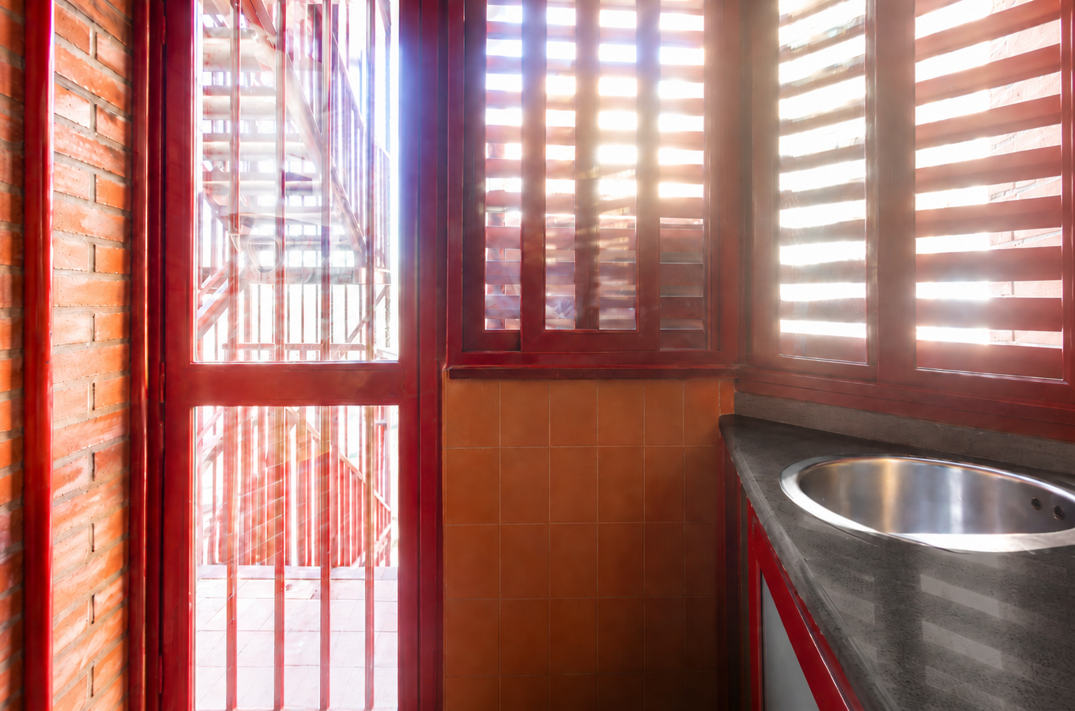 Height, natural light and private parking in Retiro
