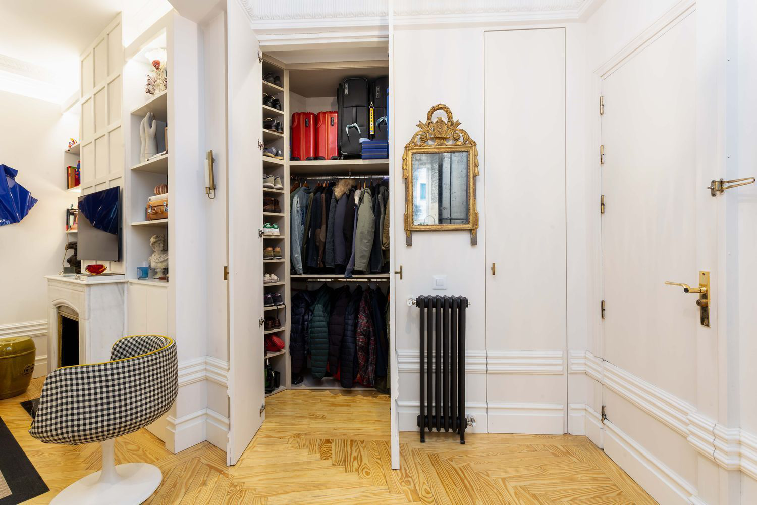 Elegant apartment in Goya set within a classic 1929 Madrid building