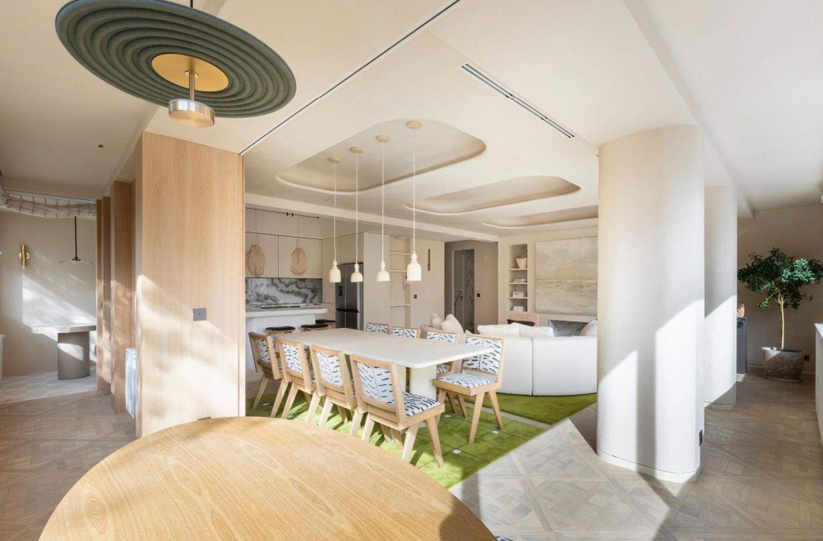 Spacious living, private terrace and refined city life in Castellana’s most elegant setting