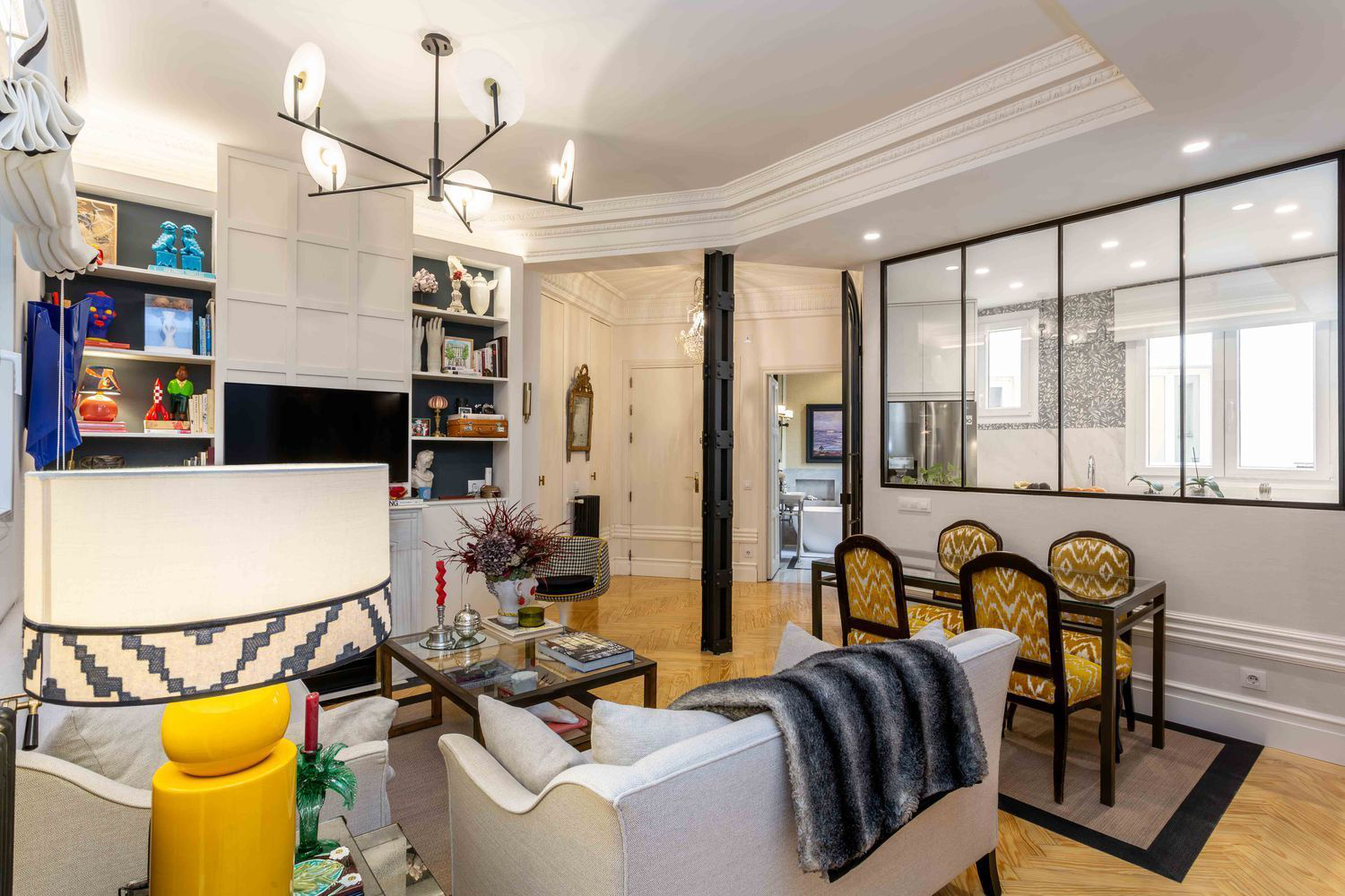 Elegant apartment in Goya set within a classic 1929 Madrid building