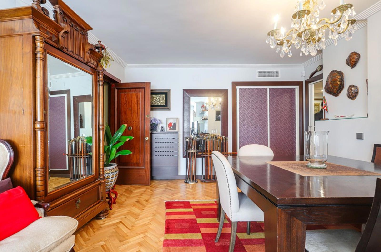 A home designed for natural light, comfort and peaceful living in Estrella