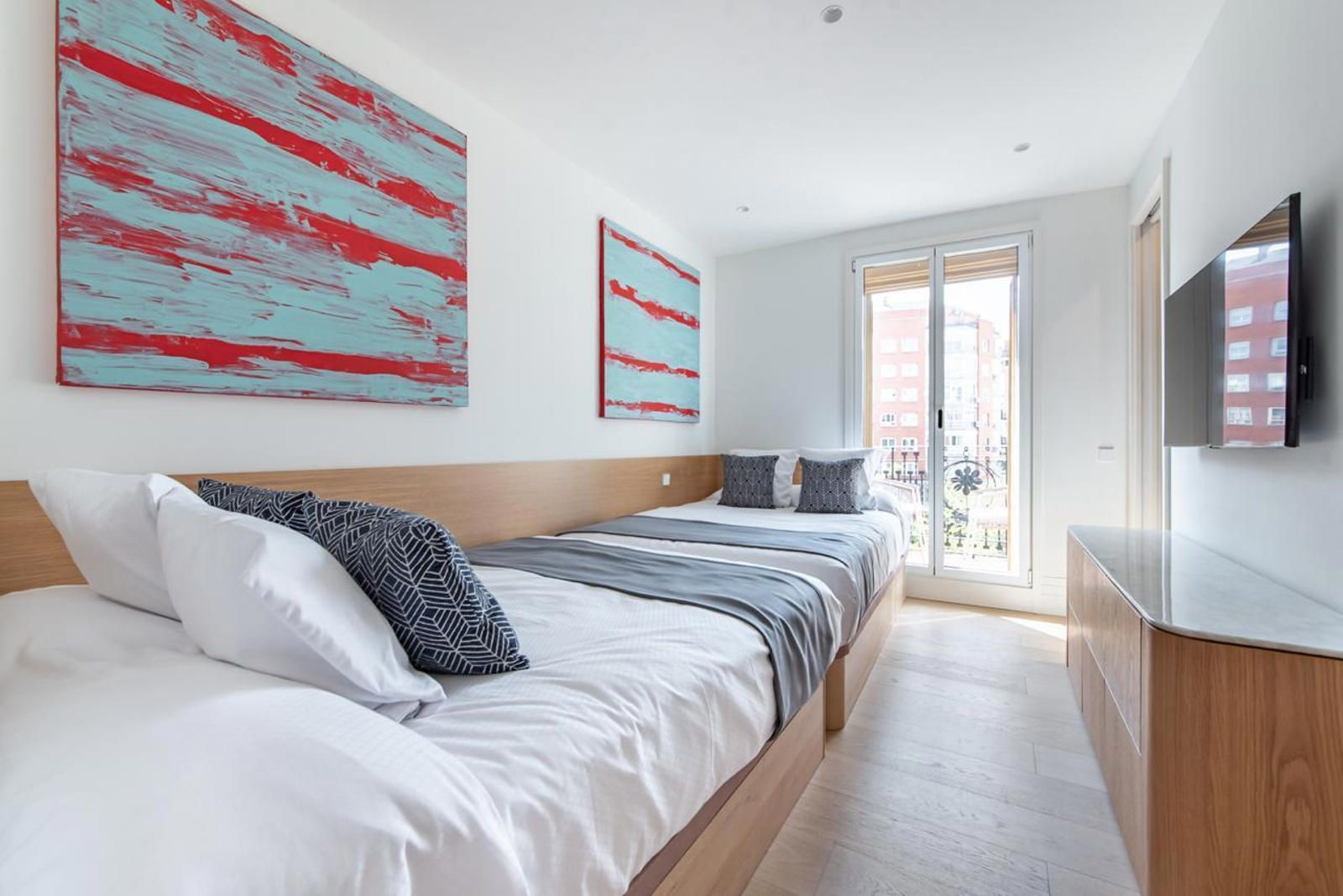Seven balconies and timeless architecture in the elegant heart of Almagro