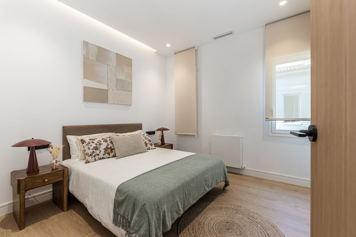 A bright and peaceful penthouse moments from Retiro Park