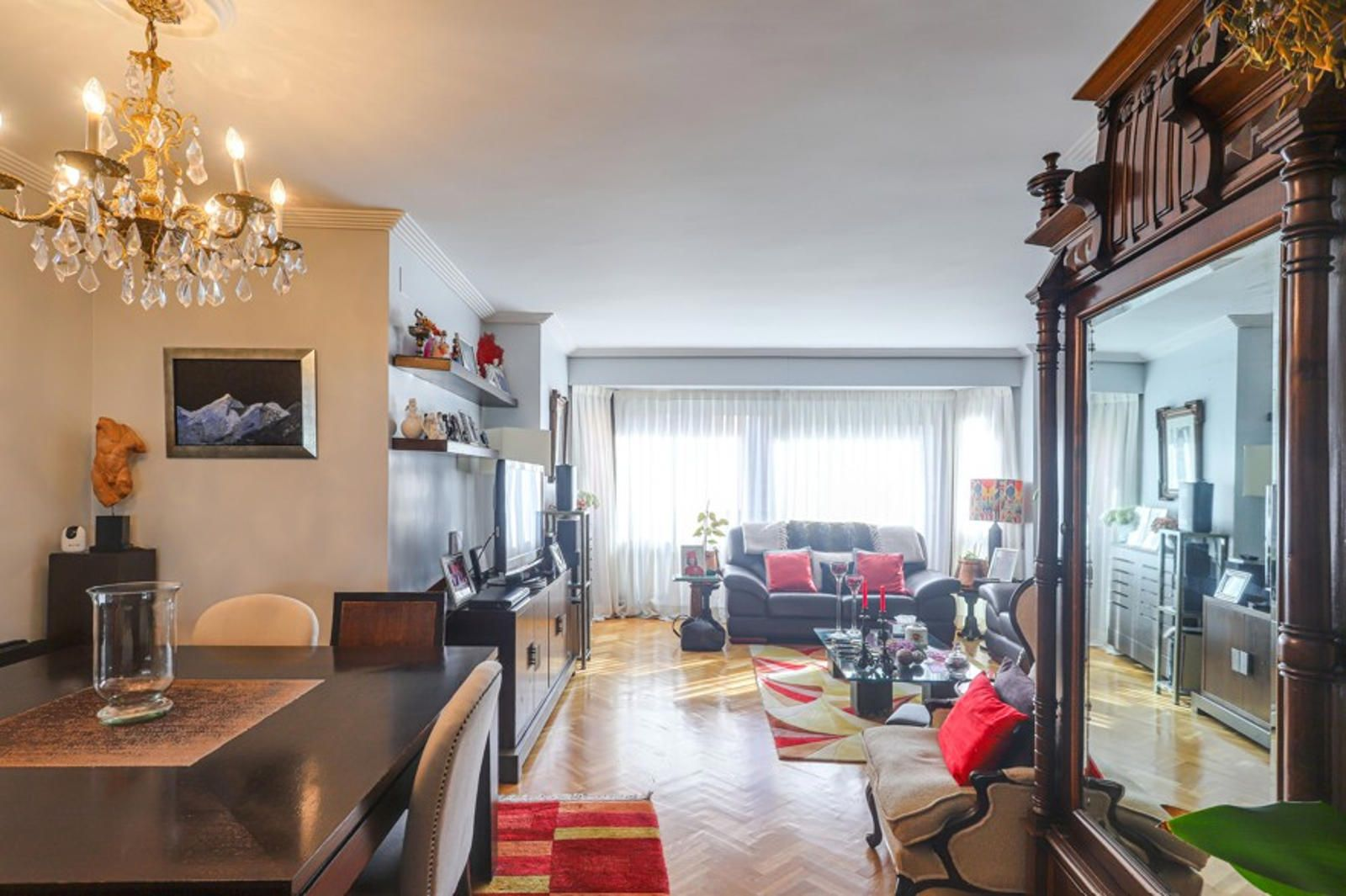 A home designed for natural light, comfort and peaceful living in Estrella