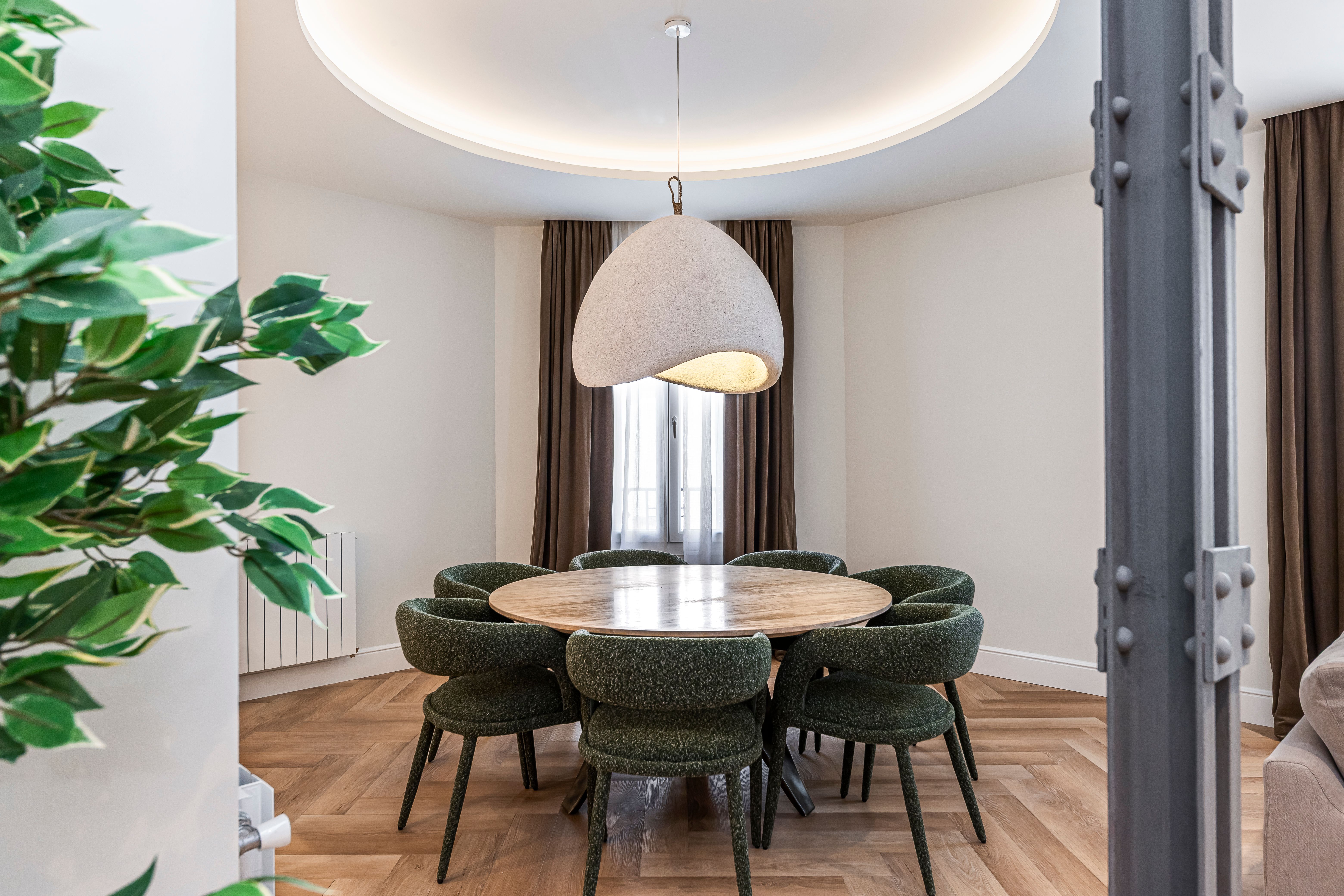 Luz en cuatro orientaciones y terraza privada en Lista