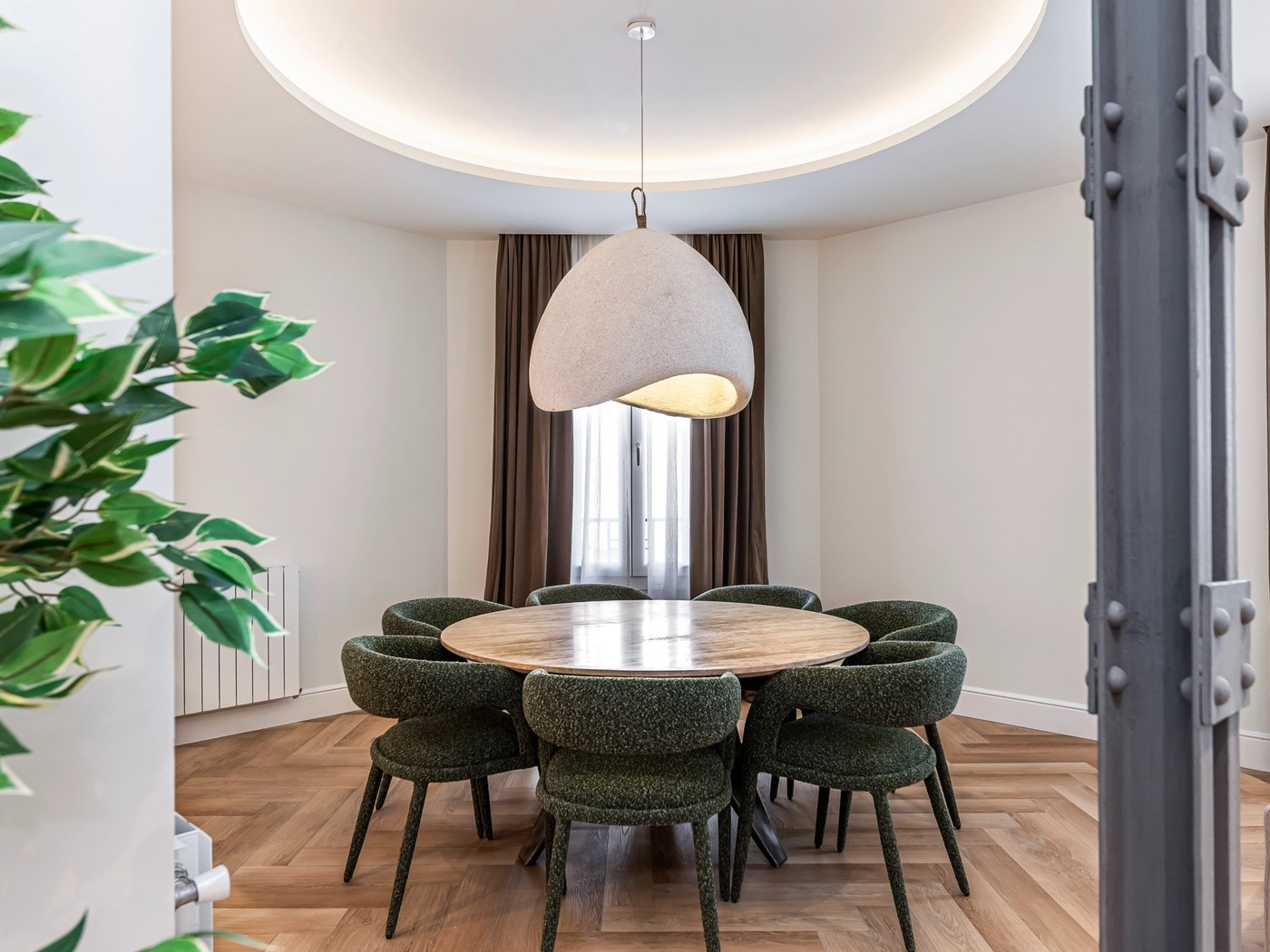 Luz en cuatro orientaciones y terraza privada en Lista