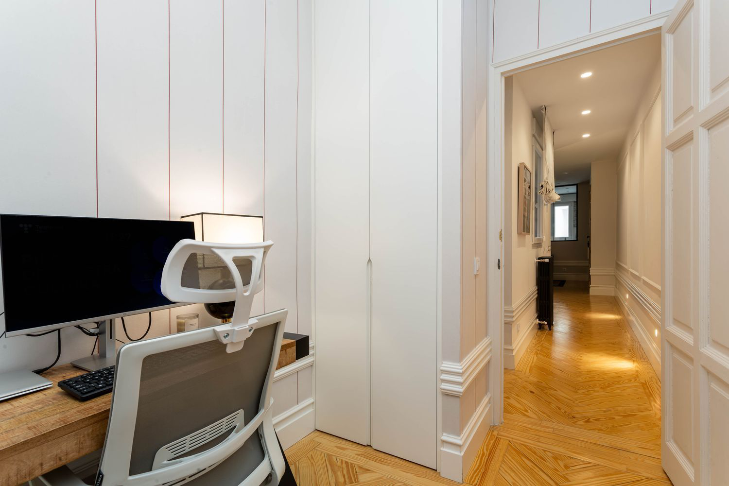 Elegant apartment in Goya set within a classic 1929 Madrid building