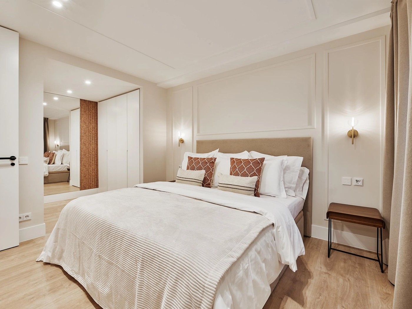 Amplitud residencial y garaje en Castellana
