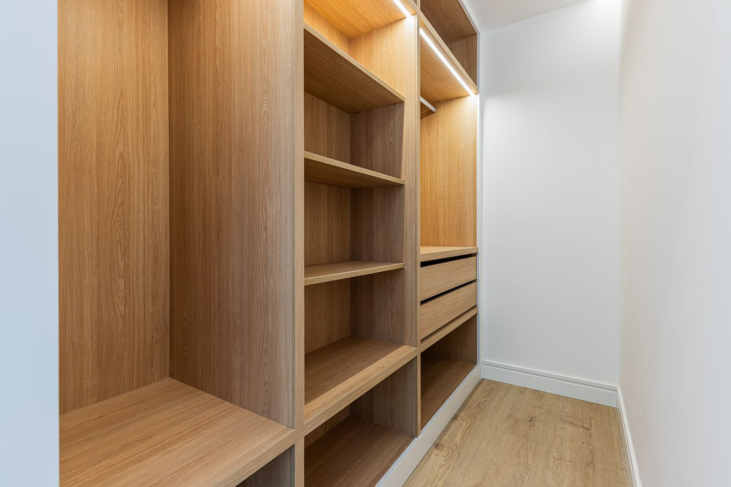 Three-bedroom open-plan living in Chamberí’s most vibrant residential setting