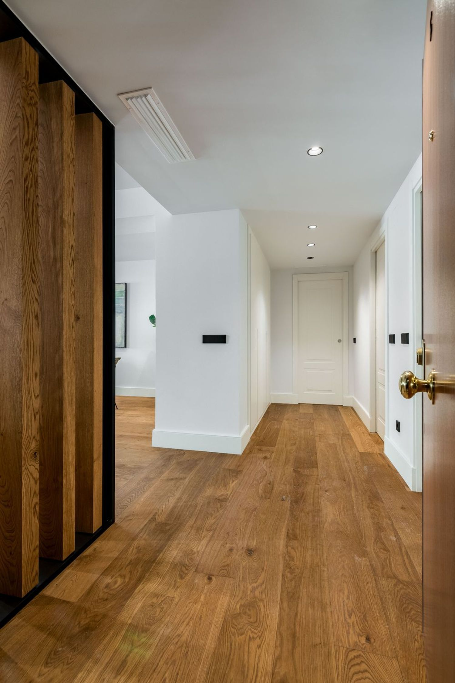 Generous living spaces and seamless outdoor living in one of Salamanca’s finest areas