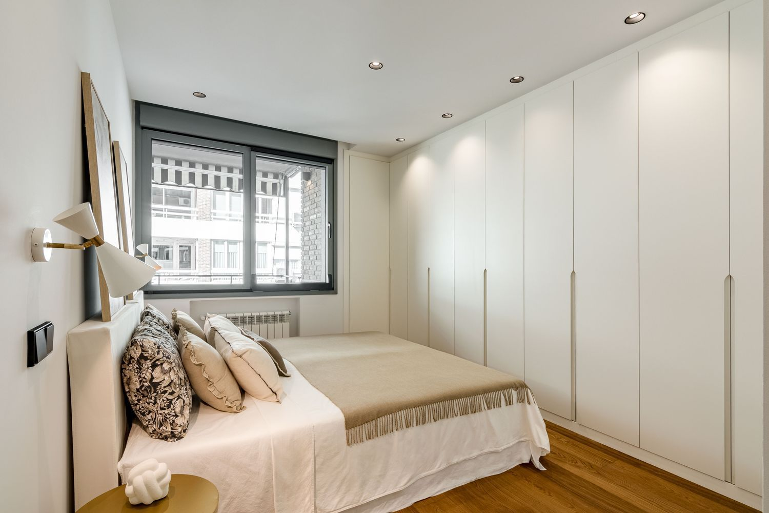 Generous living spaces and seamless outdoor living in one of Salamanca’s finest areas