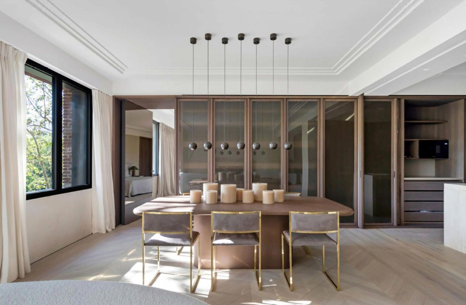 Residencia de 381 m² junto al Retiro con escala señorial