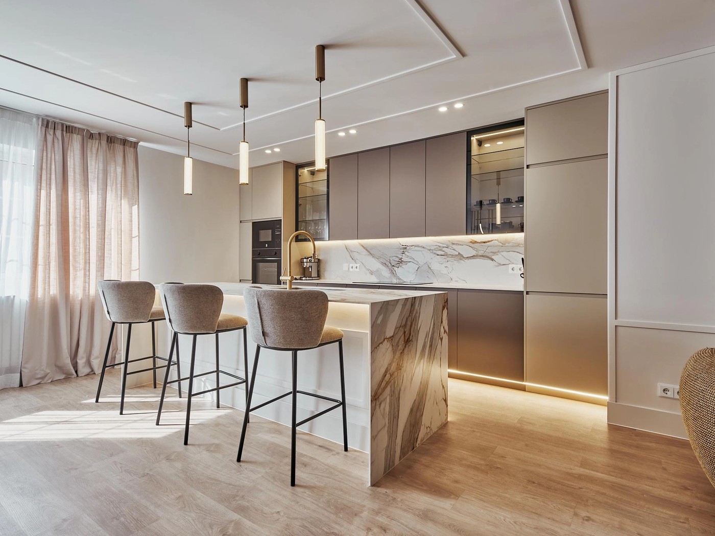 Amplitud residencial y garaje en Castellana