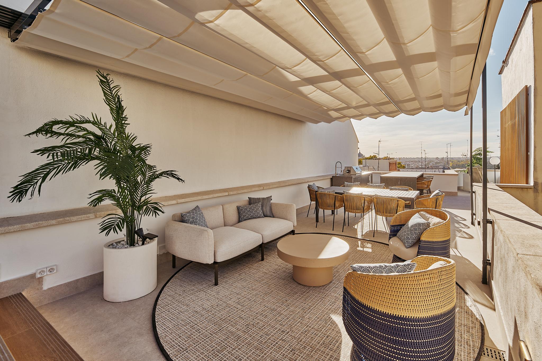 Luxury penthouse in Madrid City Centre with a 301 sqm private terrace
