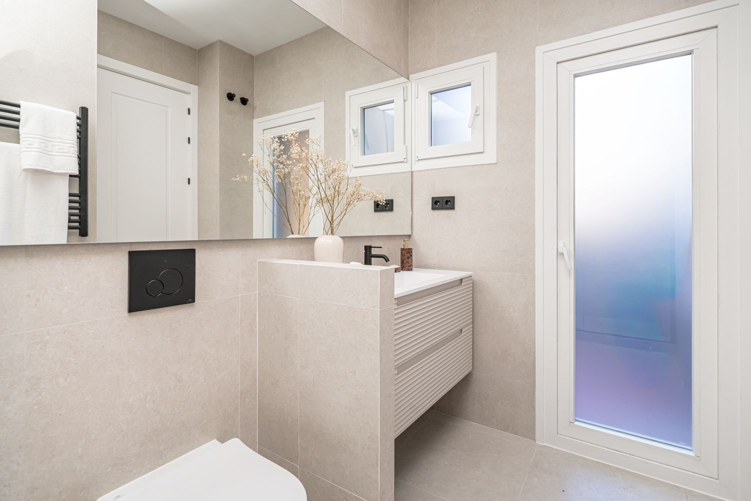 Private parking, comfort and refined living in one of Madrid’s finest areas