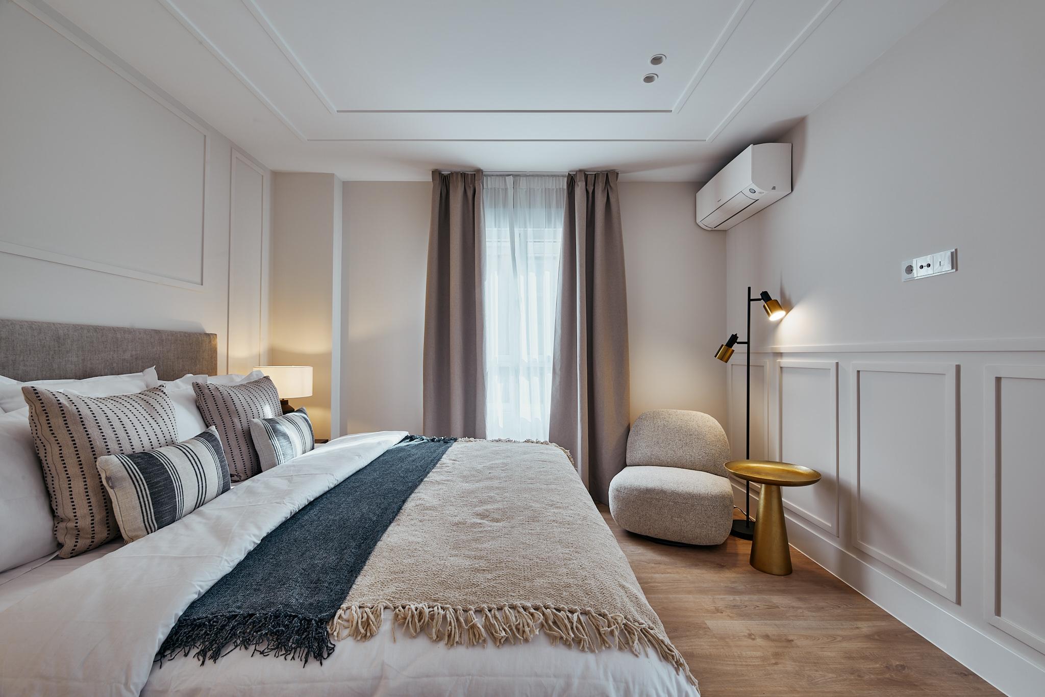 Amplitud residencial y garaje en Castellana