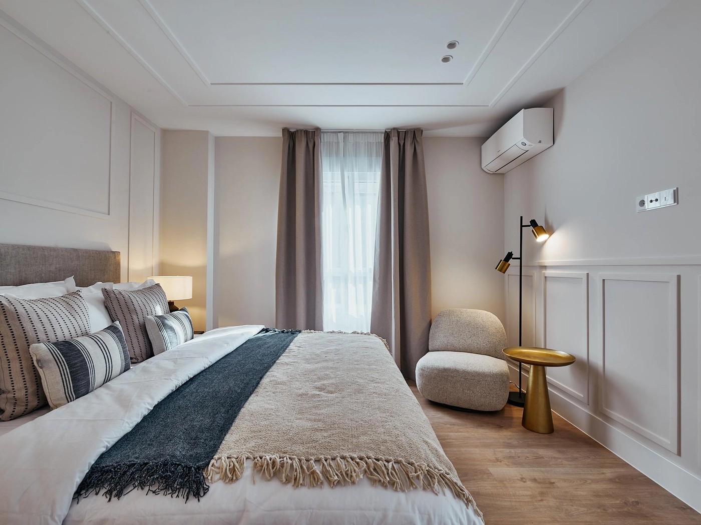 Amplitud residencial y garaje en Castellana