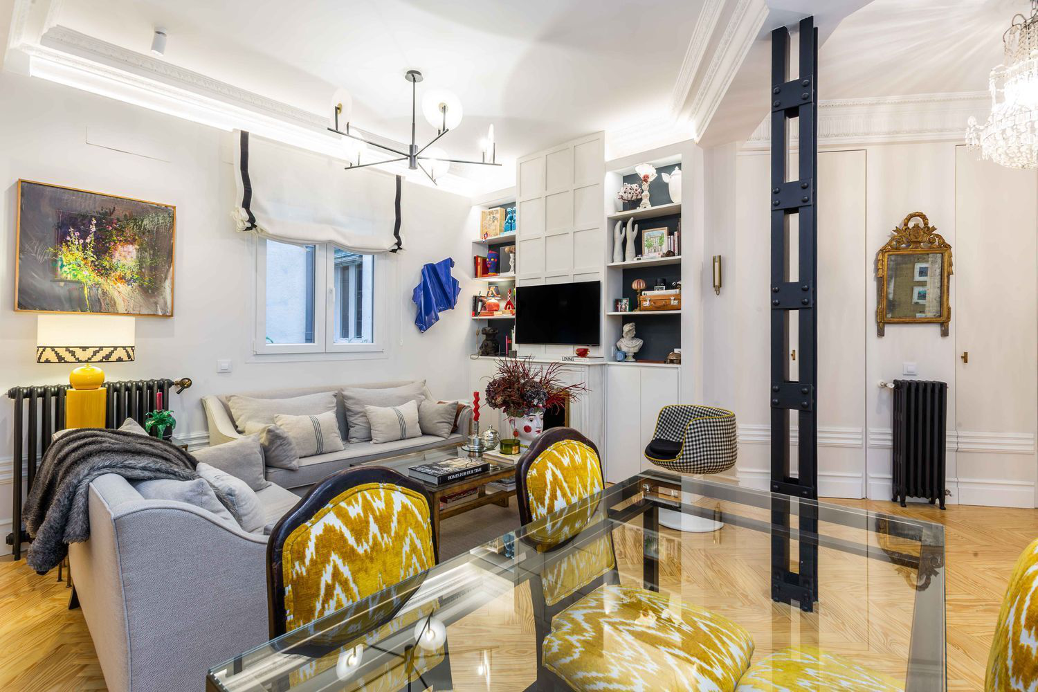 Elegant apartment in Goya set within a classic 1929 Madrid building
