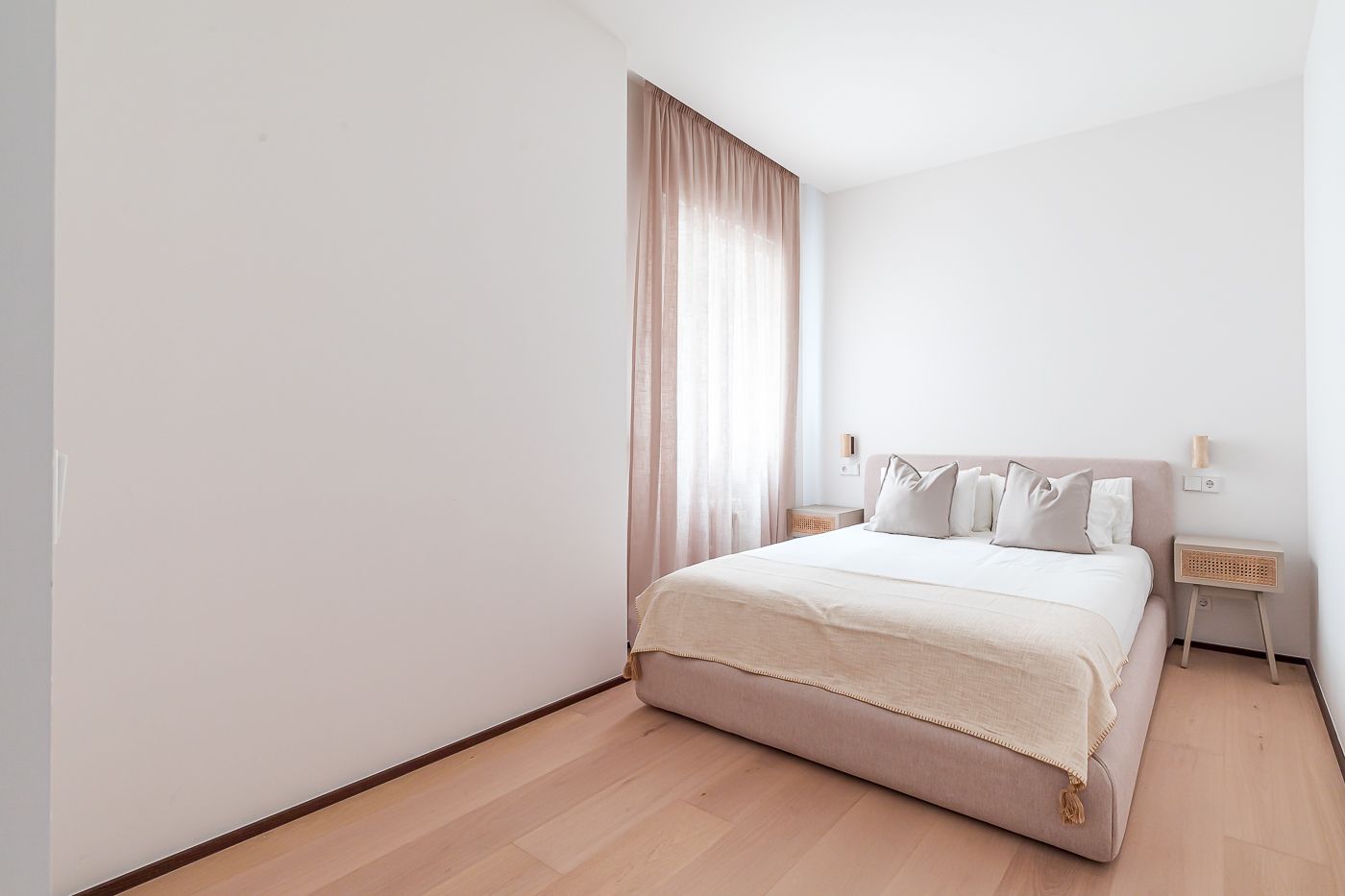 Four-bedroom living in the heart of prestigious Recoletos
