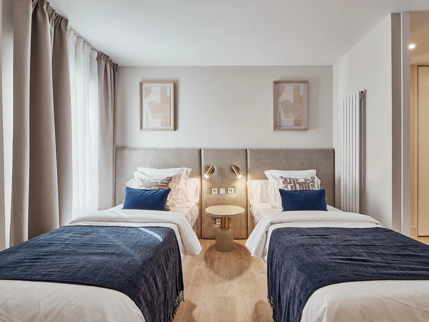 Amplitud residencial y garaje en Castellana