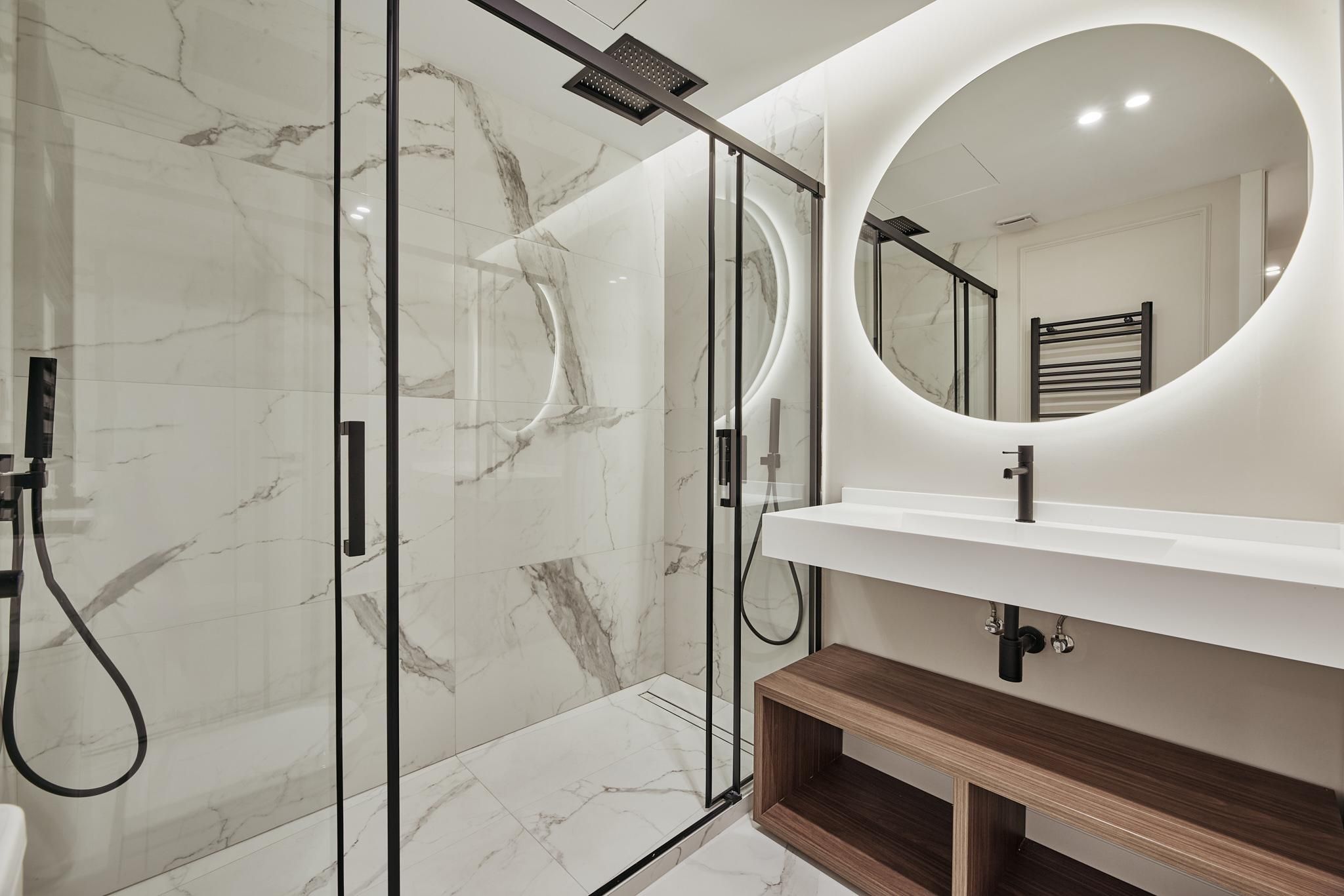 Luxury apartment in Castellana with excellent connectivity and refined city living