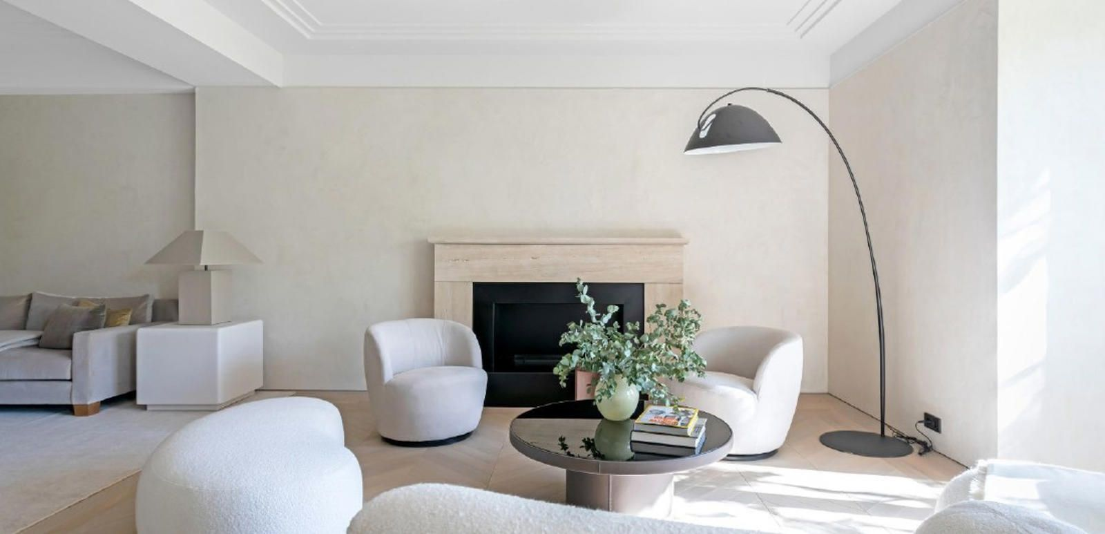 Residencia de 381 m² junto al Retiro con escala señorial