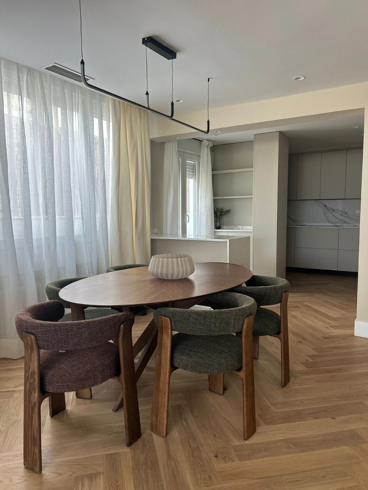 Elevated living, natural light and contemporary design in the heart of Goya