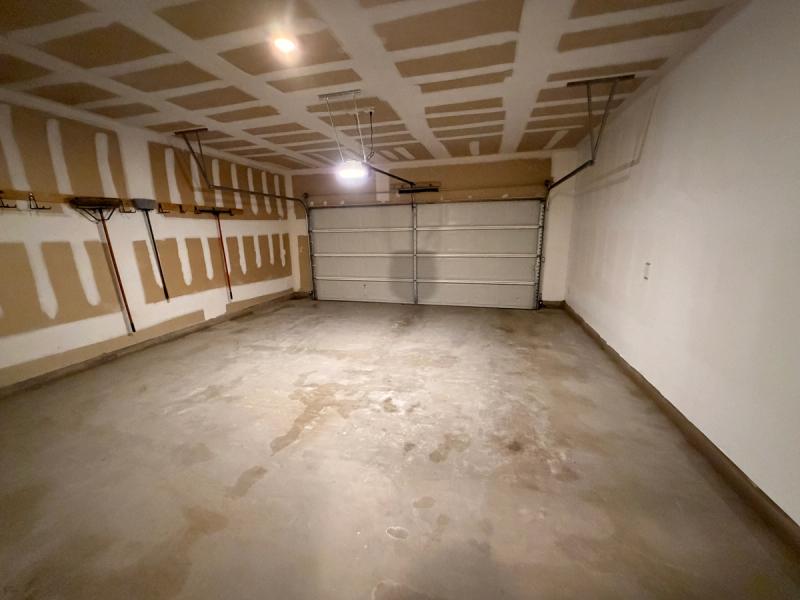 The garage after emptying it and cleaning the floors