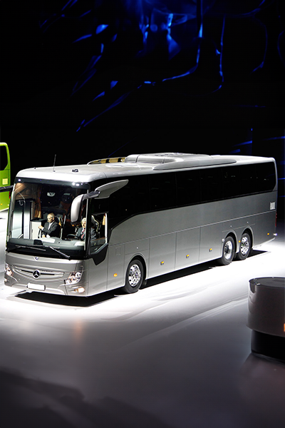 Mercedes-Benz Coach — view 2