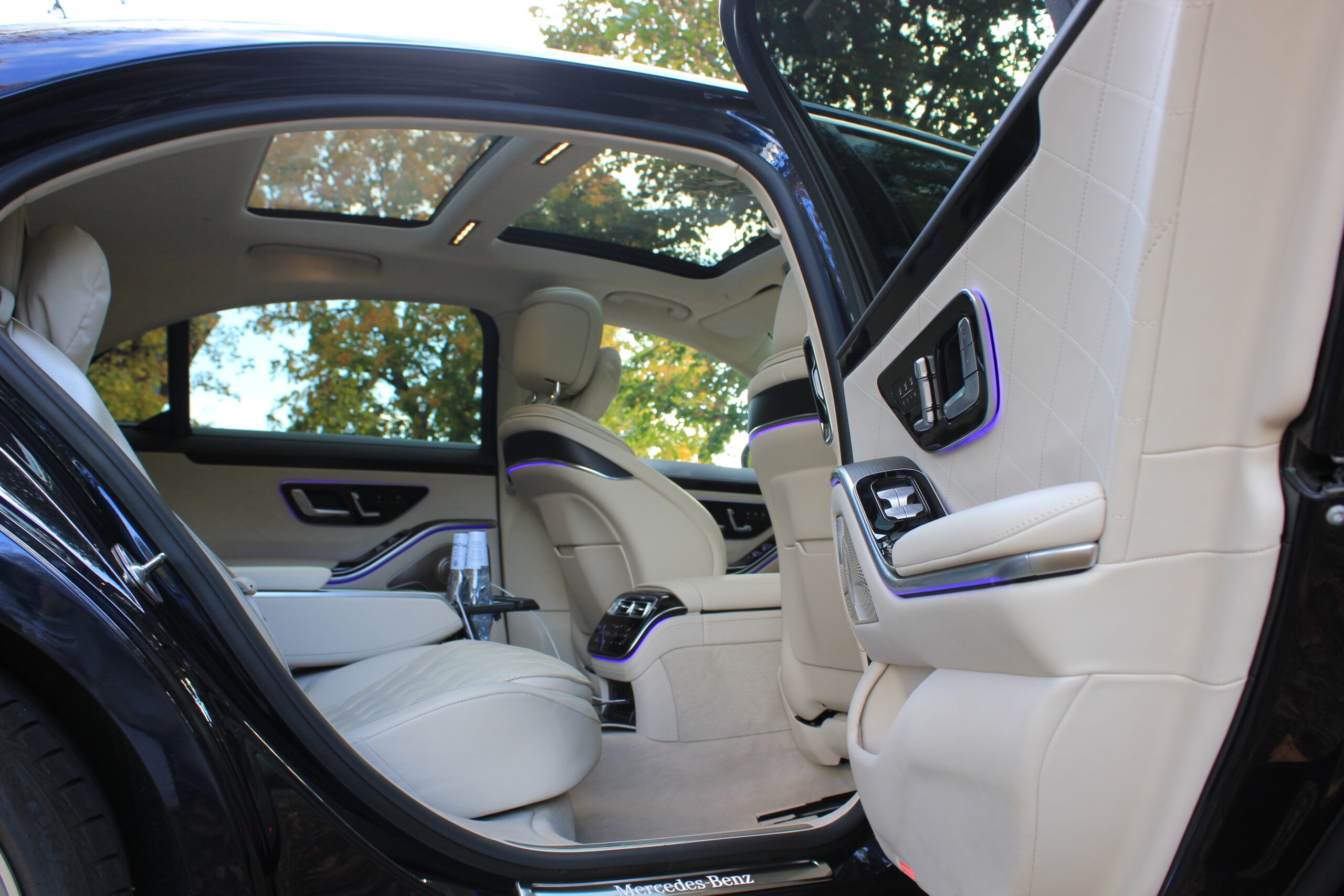 Mercedes-Benz S-Class Hybrid — view 3