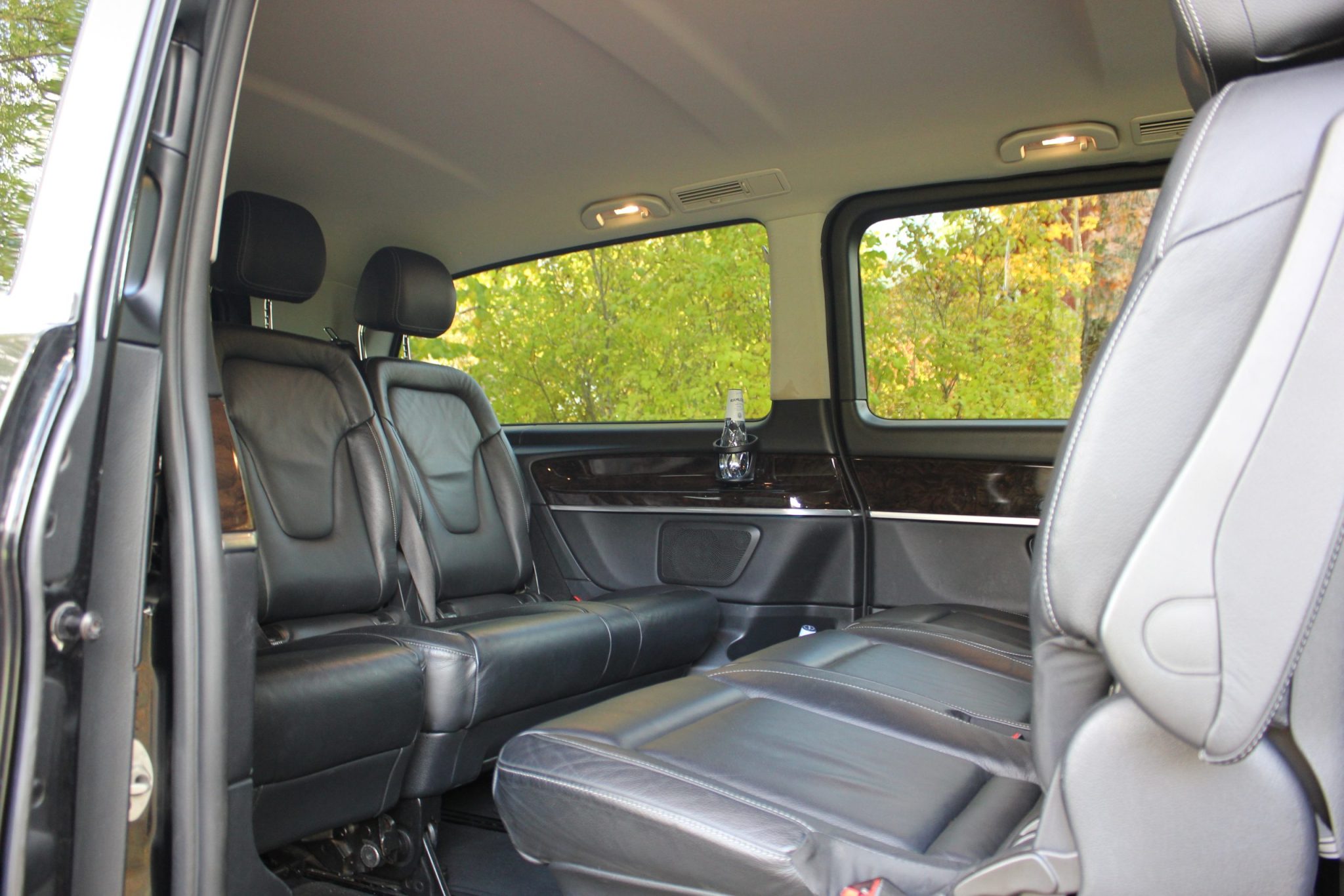 Mercedes-Benz V-Class Business Van — view 4